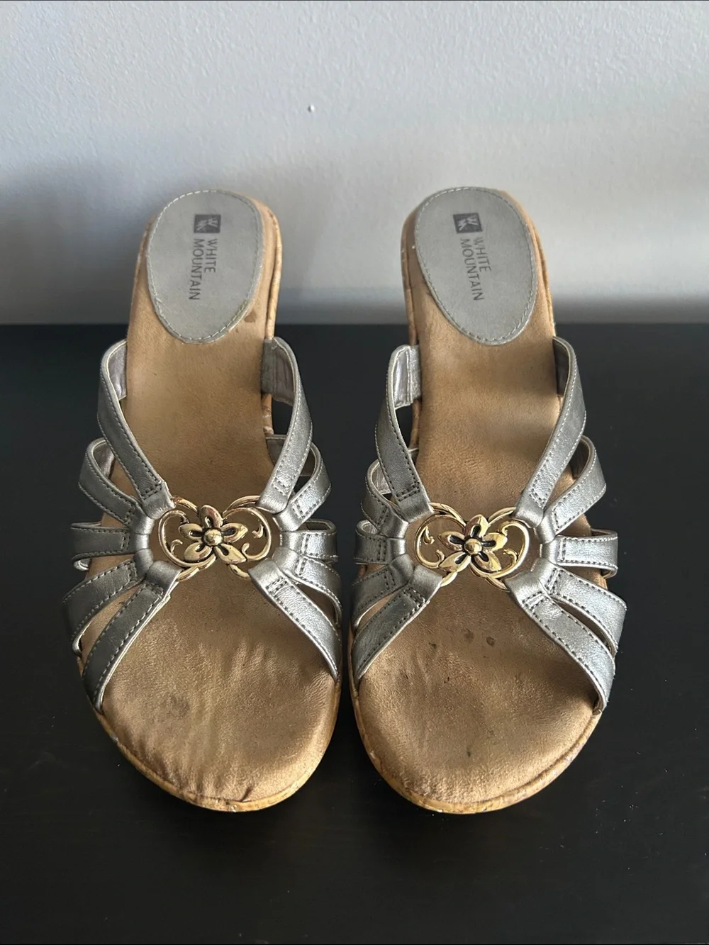 White Mountain Metallic Silver Slide Sandals with Gold Accent 9
